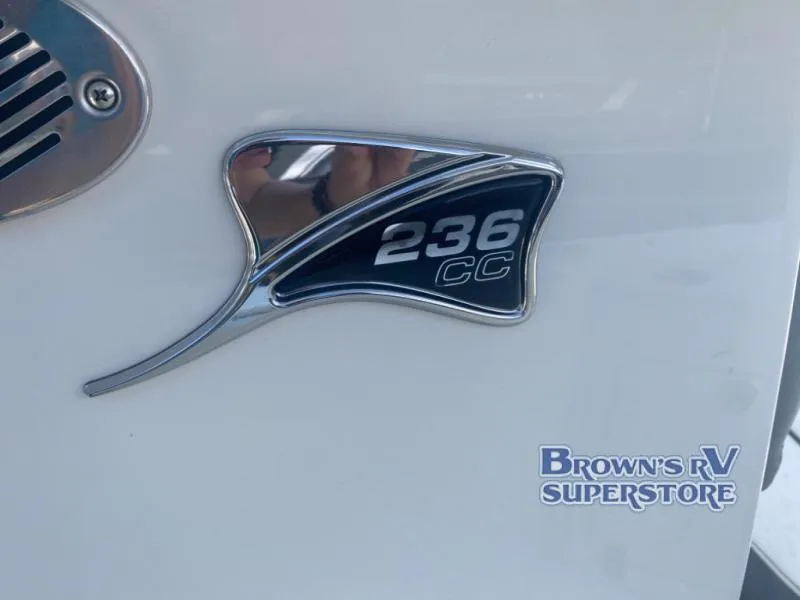 Slide: The Image of Stingray 236 2023 - 7