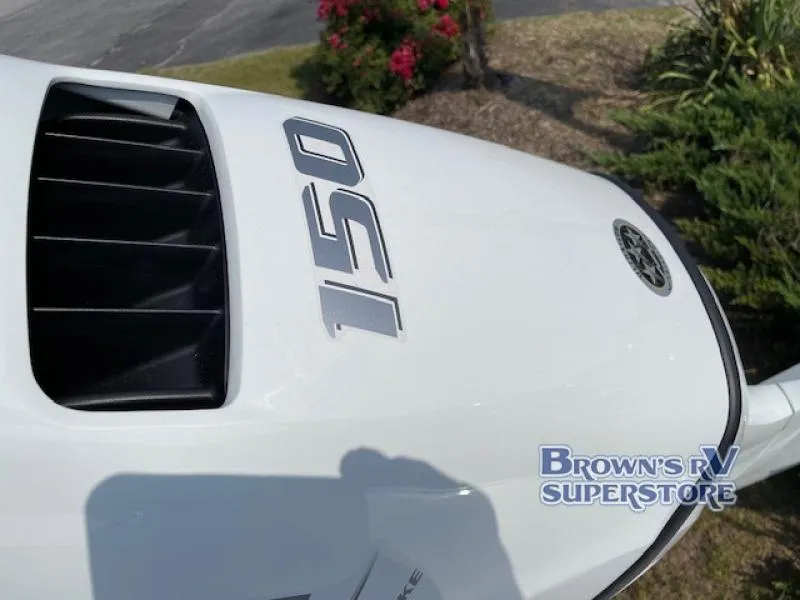 Slide: The Image of Stingray 216 2025 - 6