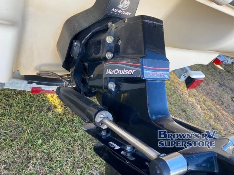 Slide: The Image of Sea Ray 185 2005 - 6