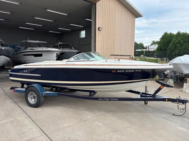 The Image of Chris-Craft 19 Speedster 2006 - 1