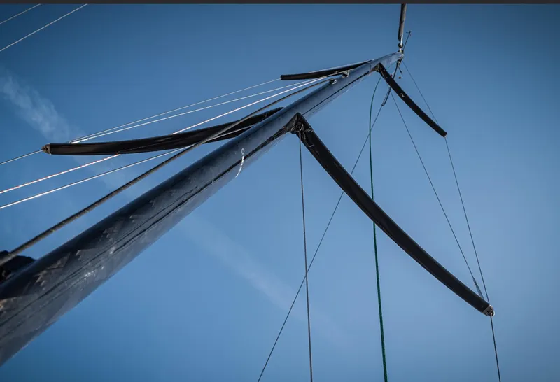Slide: The Image of Mast of 2023 Saffier 33 Life sailboat against clear blue sky. - 6