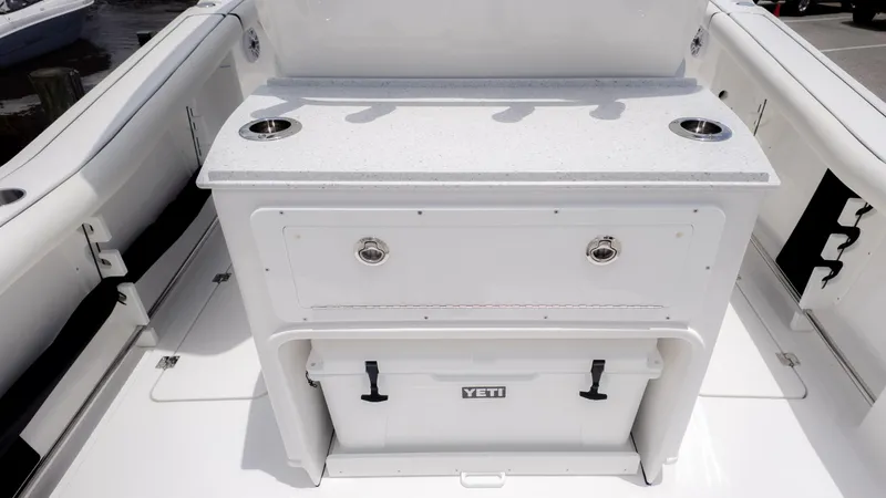 Slide: The Image of Tidewater 272 CC Adventure 2026 - 12