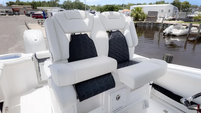 Slide: The Image of Tidewater 272 CC Adventure 2026 - 16