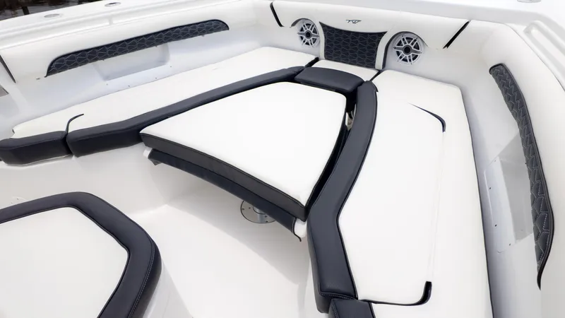 Slide: The Image of Tidewater 272 CC Adventure 2026 - 23