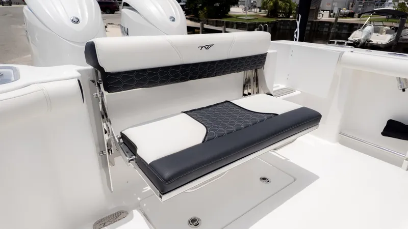 Slide: The Image of Tidewater 272 CC Adventure 2026 - 6