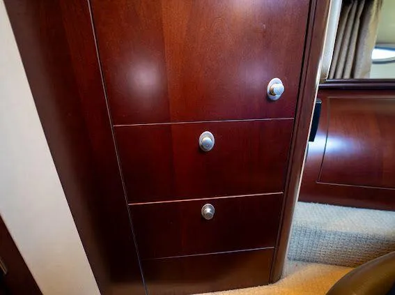 Slide: The Image of Sea Ray 580 Sedan Bridge 2006 - 57