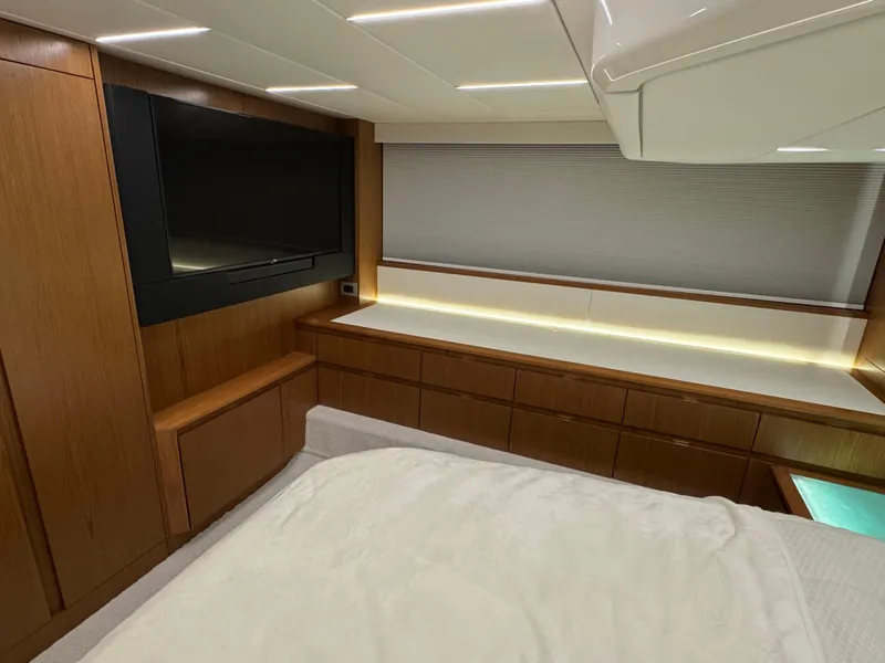 Tiara EX 60 2024 for Sale | MarineSource