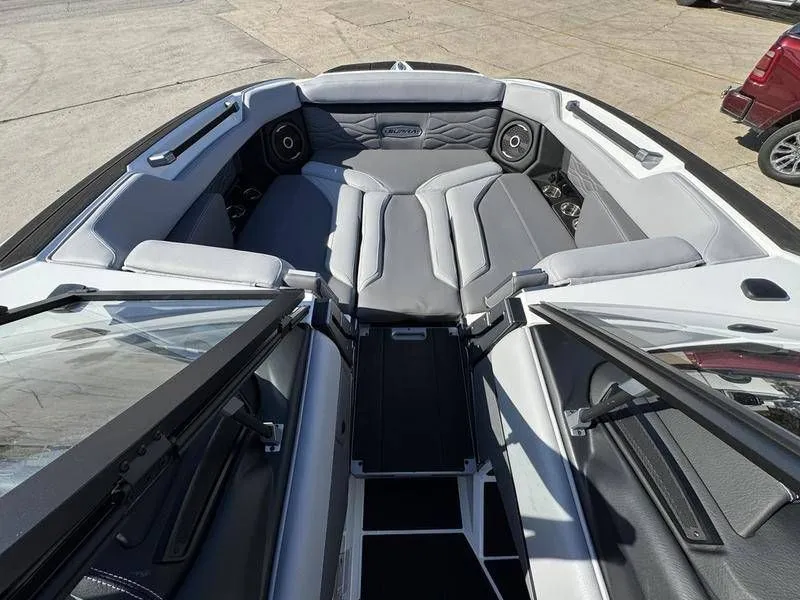 Slide: The Image of Supra SA 400 2025 - 26