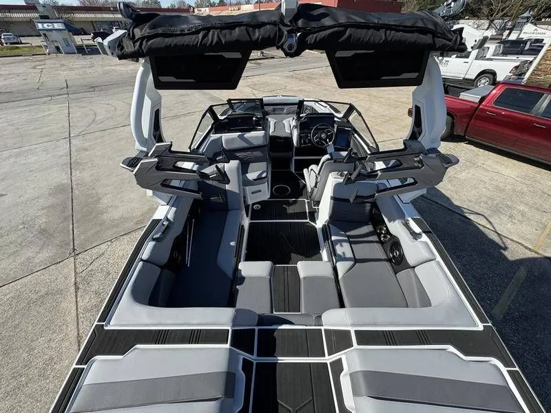 Slide: The Image of Supra SA 400 2025 - 27