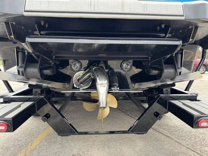 Slide: The Image of Supra SE 550 2025 - 10