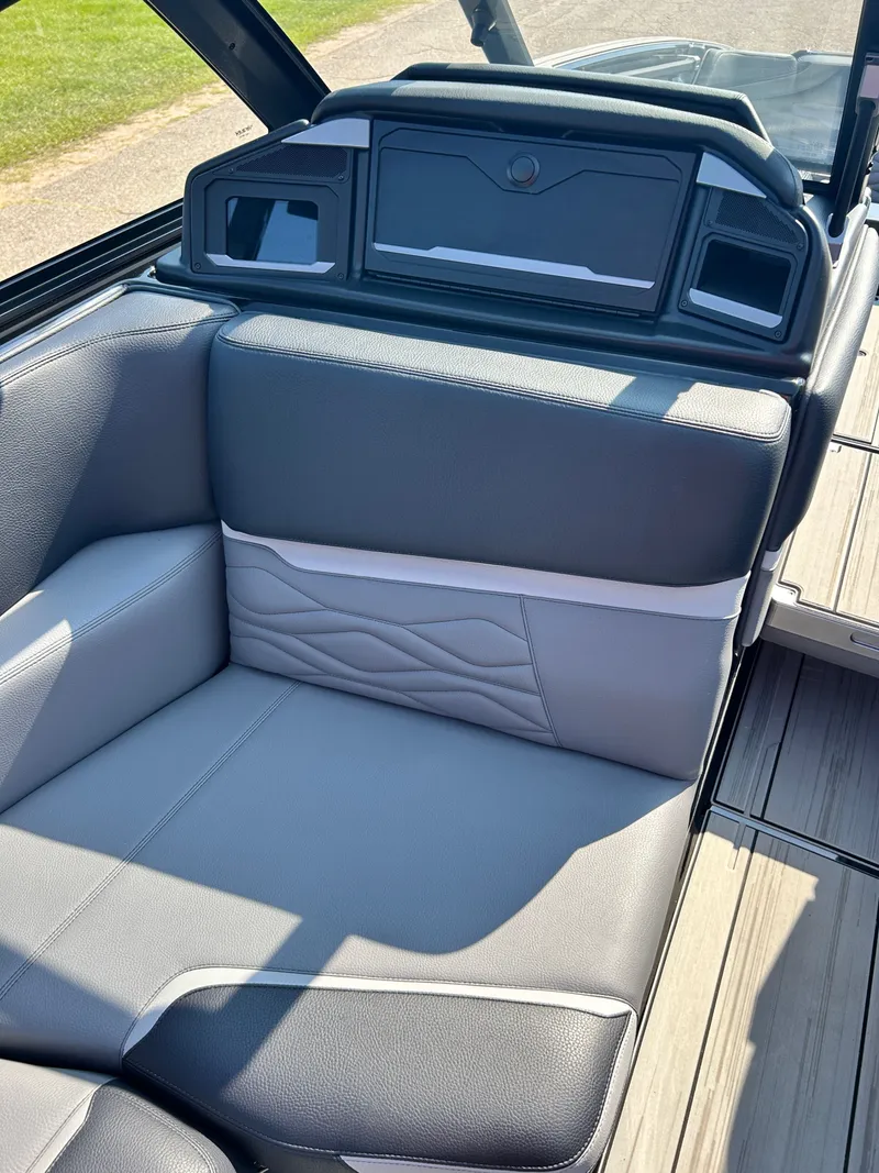 Slide: The Image of Supra SE 550 2025 - 21