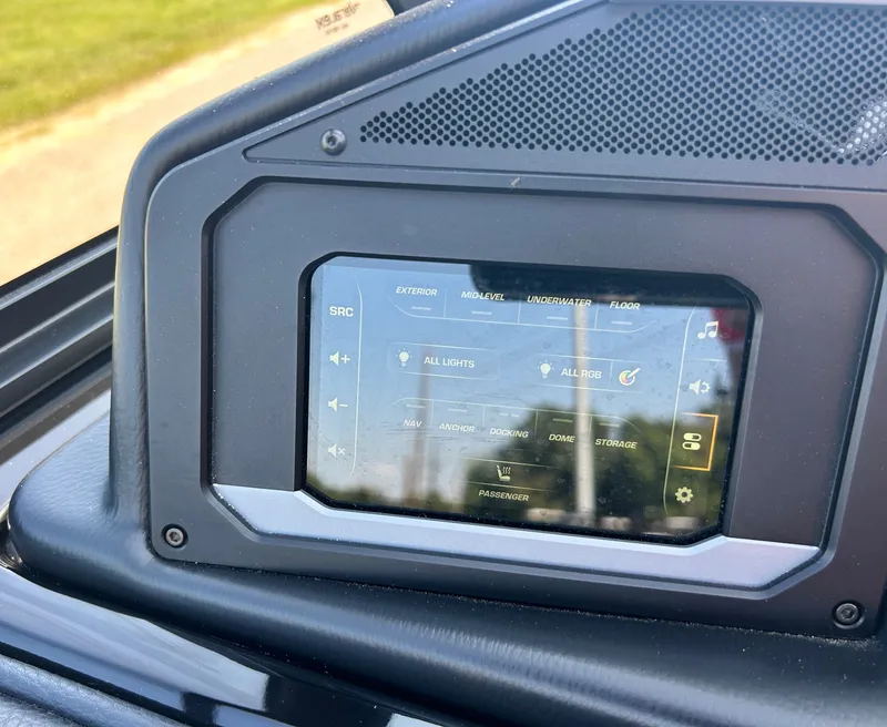 Slide: The Image of Supra SE 550 2025 - 22