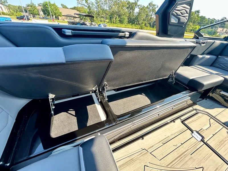 Slide: The Image of Supra SE 550 2025 - 26