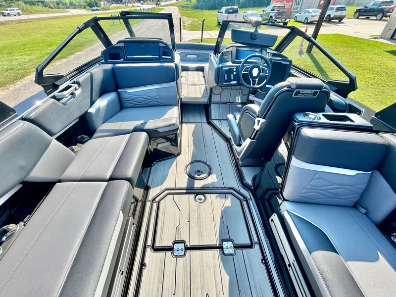 Slide: The Image of Supra SE 550 2025 - 28