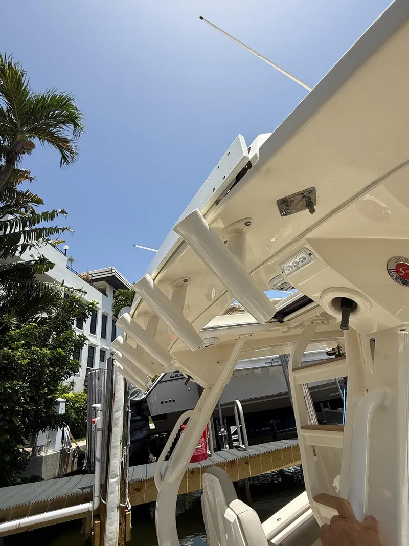 Slide: The Image of Scout 420 LXF 2019 - 69