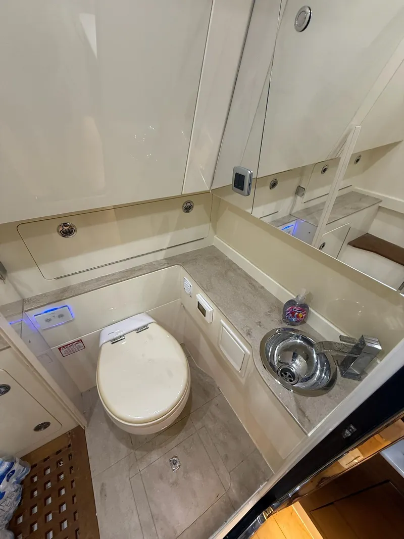 Slide: The Image of Scout 420 LXF 2019 - 76