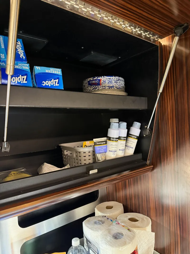 Slide: The Image of Scout 420 LXF 2019 - 82