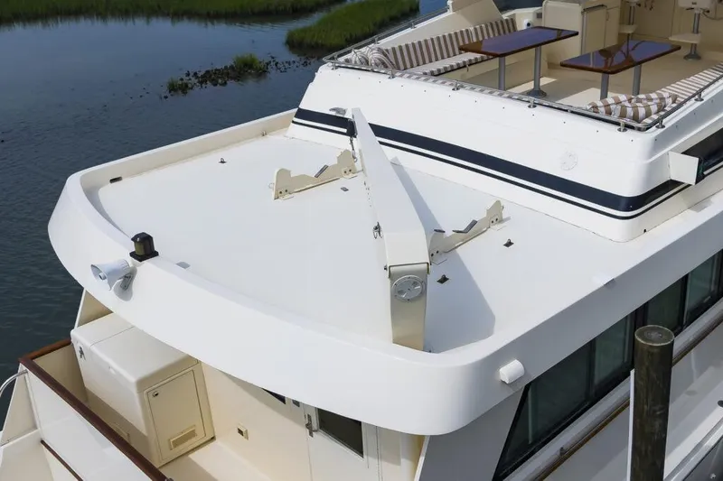 Slide: The Image of Hatteras 70 Cockpit Motoryacht 1991 - 14