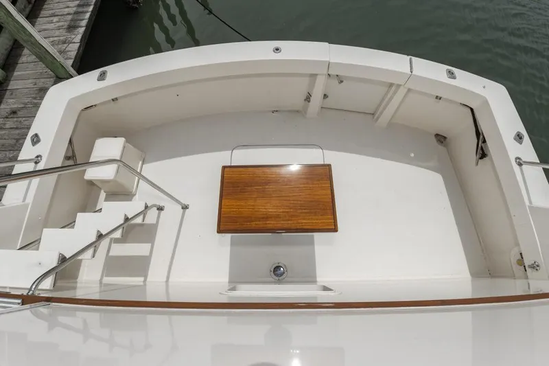 Slide: The Image of Hatteras 70 Cockpit Motoryacht 1991 - 19