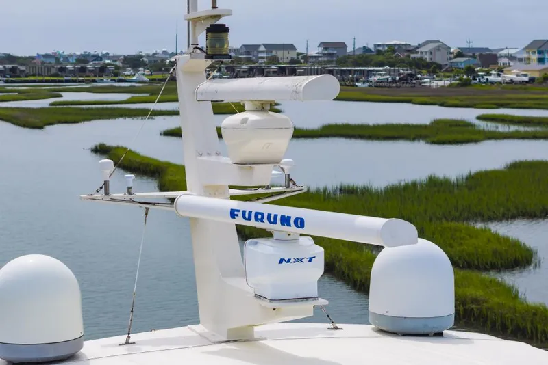 Slide: The Image of Hatteras 70 Cockpit Motoryacht 1991 - 28