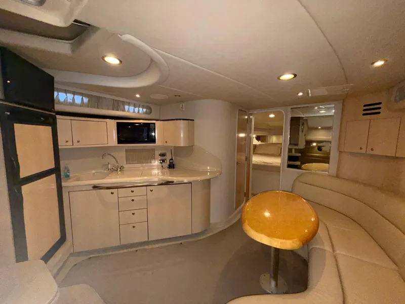 Slide: The Image of Sea Ray 380 Sundancer 2003 - 51