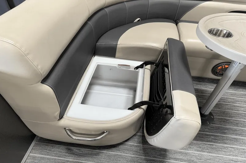 Slide: The Image of Premier 230 Sunsation 2023 - 24