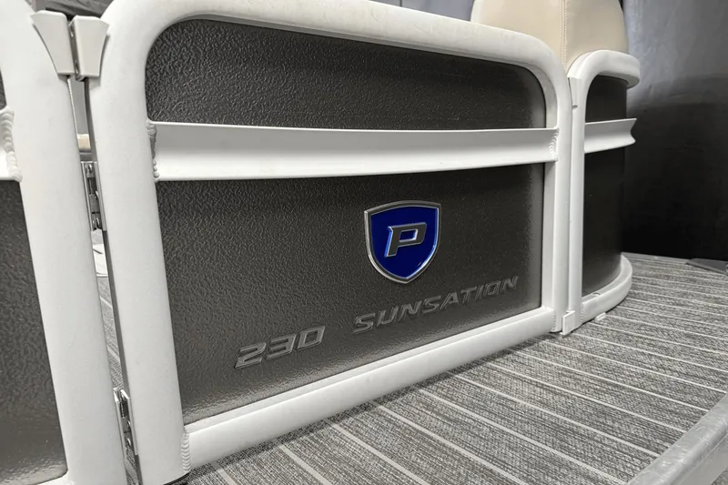 Slide: The Image of Premier 230 Sunsation 2023 - 13
