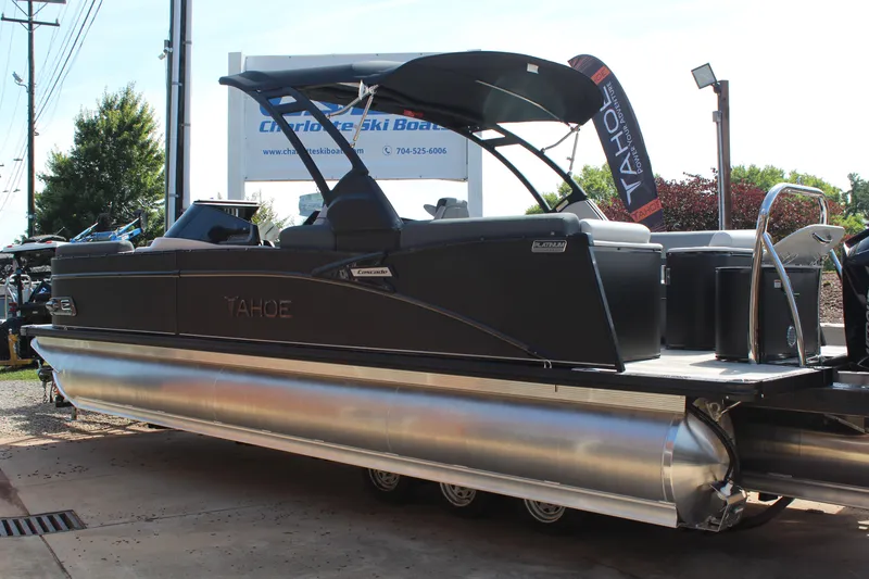 Slide: The Image of 2025 Tahoe Pontoon Cascade Quad Lounge Windshield displayed at dealership. - 4