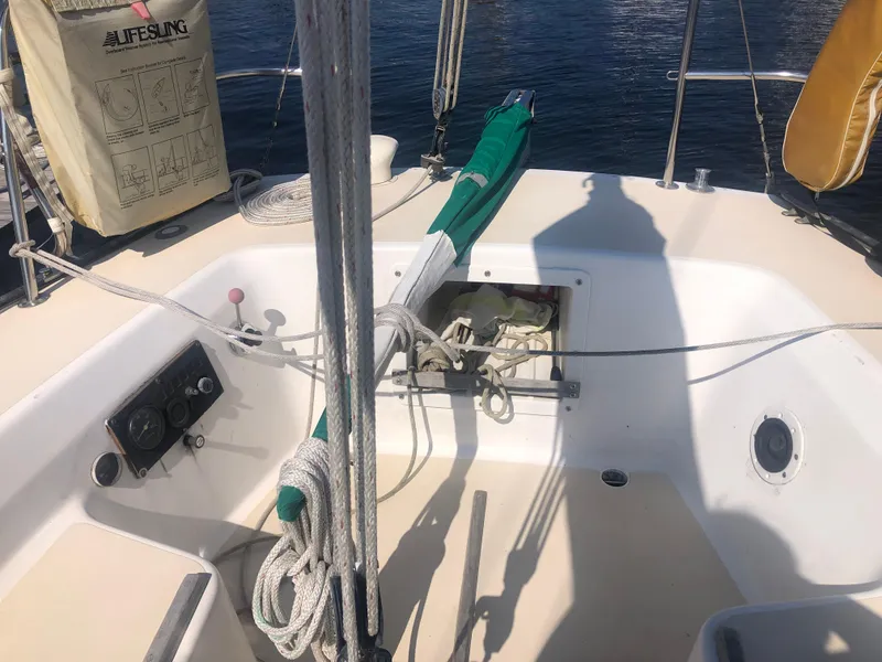 Slide: The Image of 1987 J Boats J29 sailboat cockpit with ropes and safety equipment. - 6