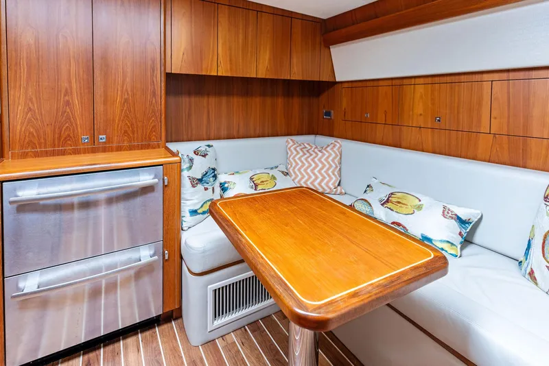 Slide: The Image of Hatteras 45 Express Sportfish 2016 - 63