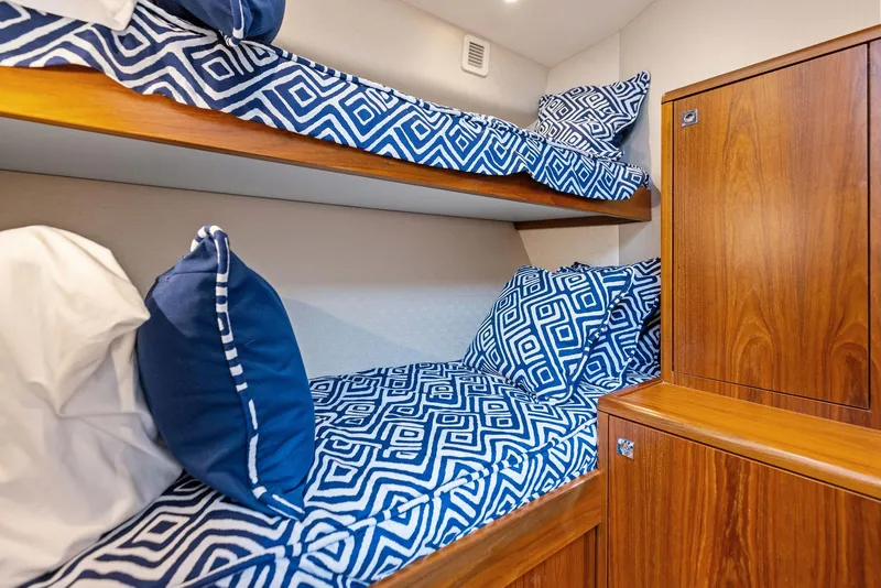 Slide: The Image of Hatteras 45 Express Sportfish 2016 - 70