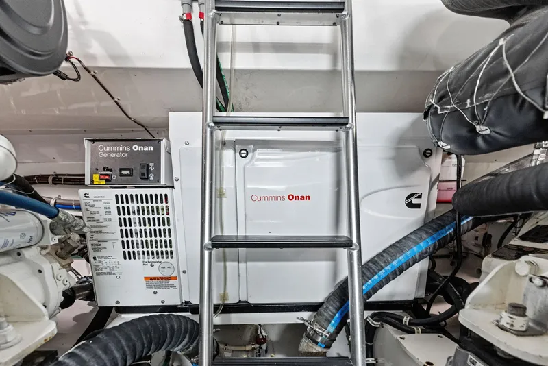 Slide: The Image of Hatteras 45 Express Sportfish 2016 - 77