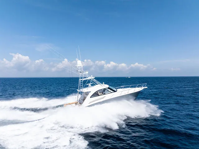Slide: The Image of Hatteras 45 Express Sportfish 2016 - 90