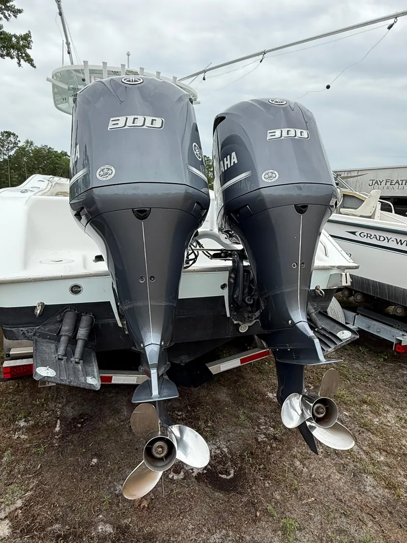 Slide: The Image of Twin Yamaha 300 outboard engines on a 2019 Cape Horn 31 boat. - 16