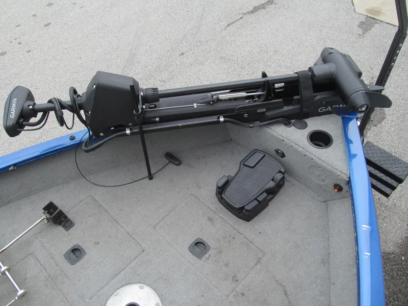 Slide: The Image of 2011 Tracker Pro Guide V-16 WT boat with Garmin trolling motor and foot pedal. - 10