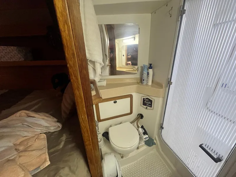 Slide: The Image of Catalina 42 MkII 1999 - 63