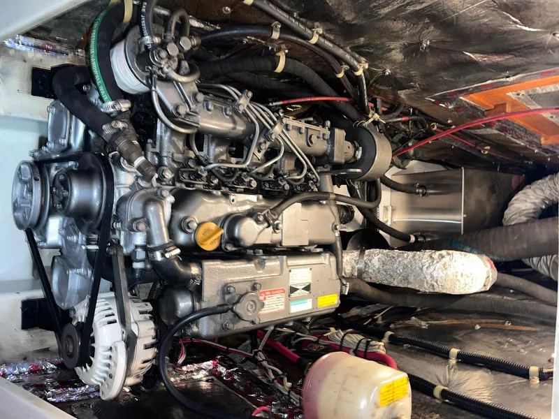 Slide: The Image of Catalina 42 MkII 1999 - 74