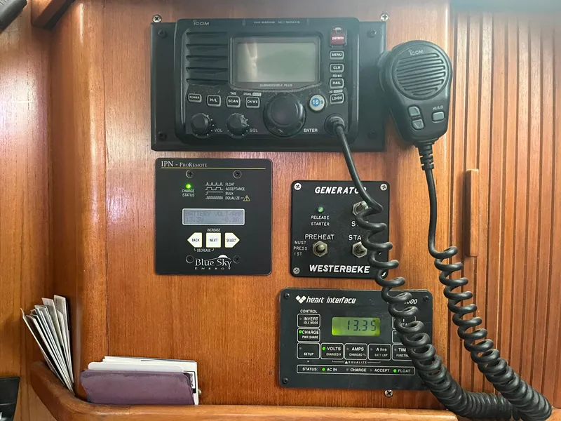 Slide: The Image of Catalina 42 MkII 1999 - 78