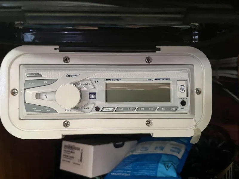 Slide: The Image of Catalina 42 MkII 1999 - 79