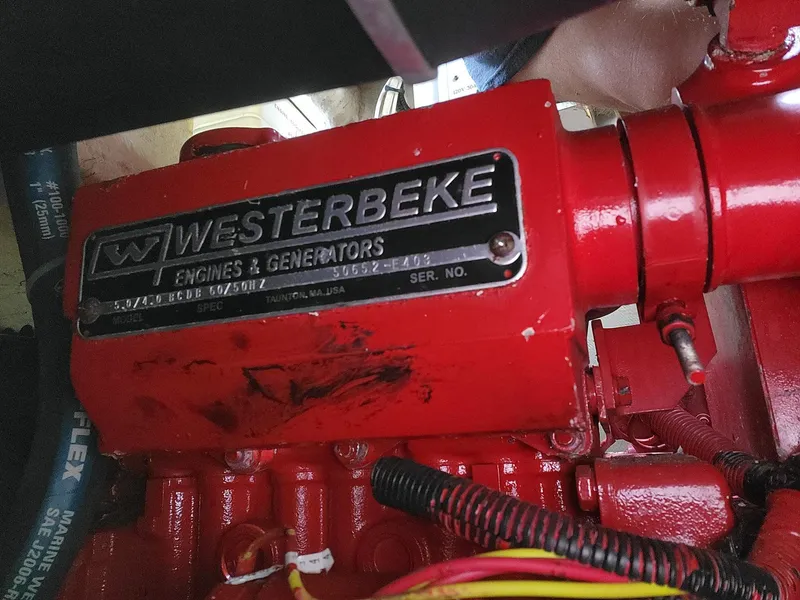 Slide: The Image of Catalina 42 MkII 1999 - 81