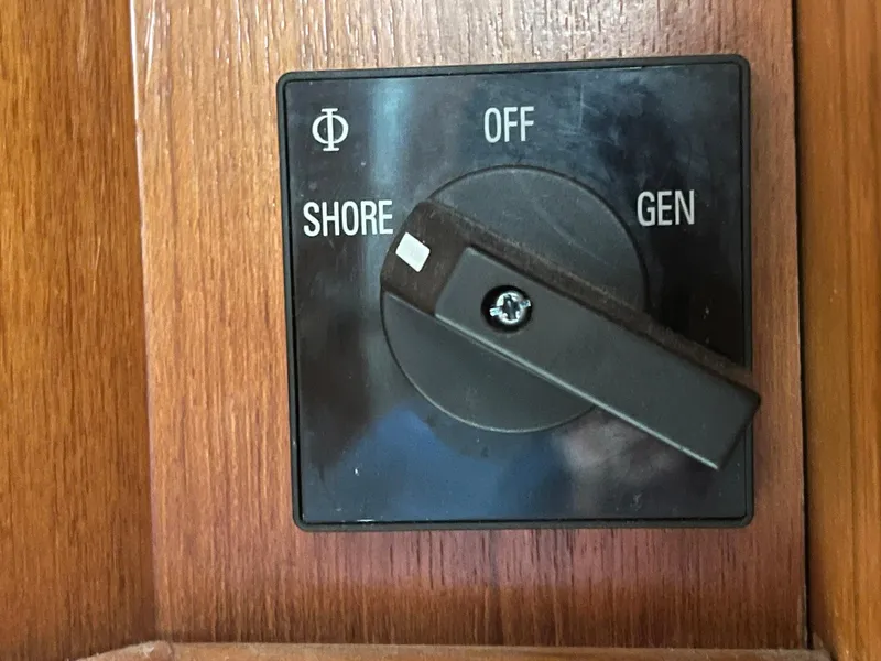 Slide: The Image of Catalina 42 MkII 1999 - 83