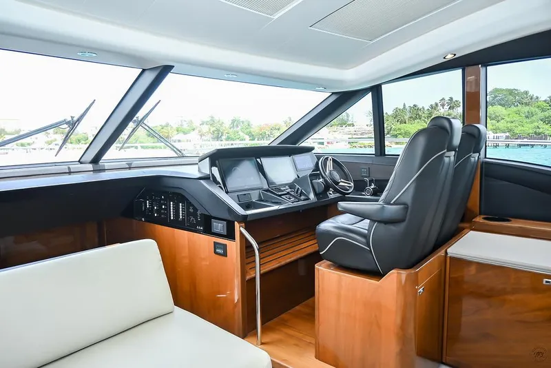 Slide: The Image of Princess S62 2021 - 60