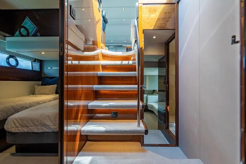 Slide: The Image of Princess S62 2021 - 68