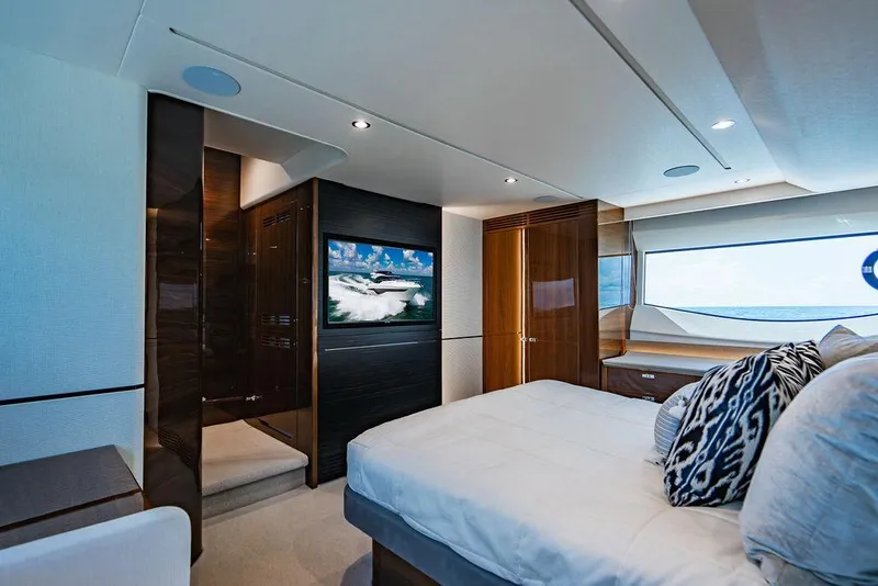 Slide: The Image of Princess S62 2021 - 78