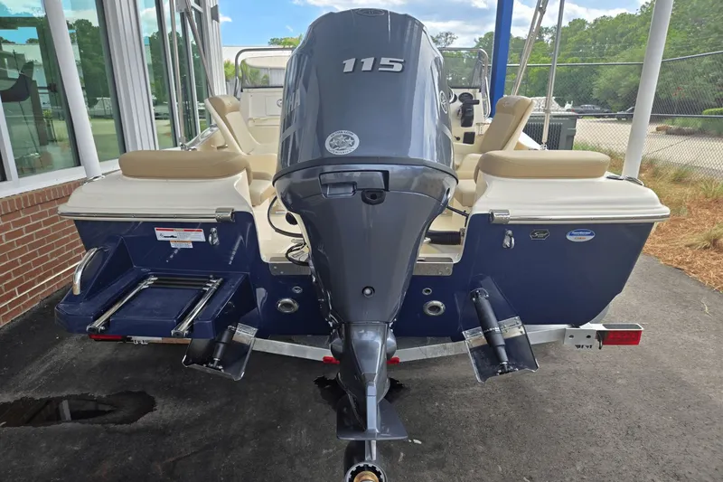 Slide: The Image of Scout 175 Sport Dorado 2026 - 3