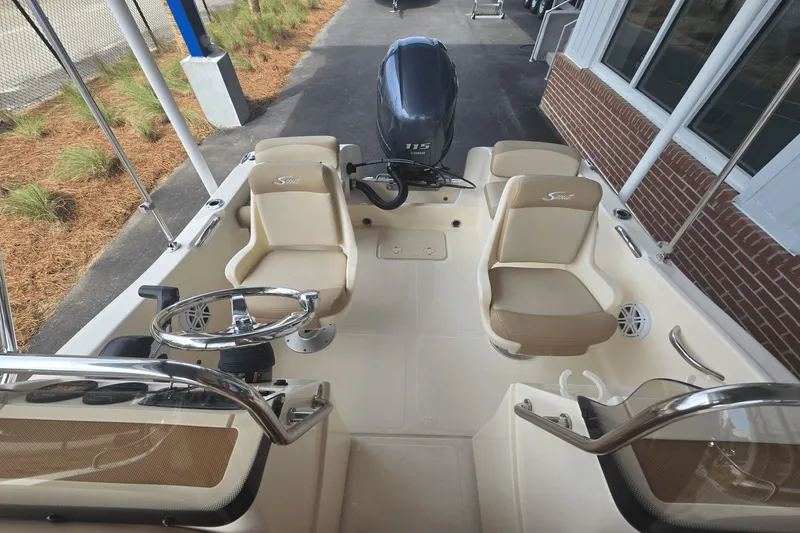 Slide: The Image of Scout 175 Sport Dorado 2026 - 6