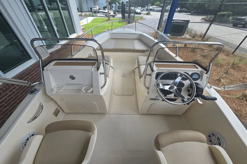 Slide: The Image of Scout 175 Sport Dorado 2026 - 7