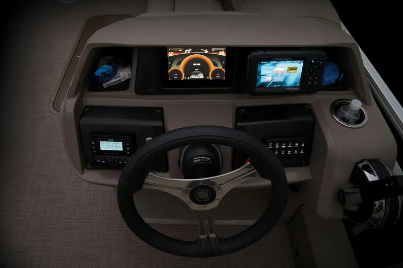 Slide: The Image of Sun Tracker Sportfish 24 XP3 2025 - 32
