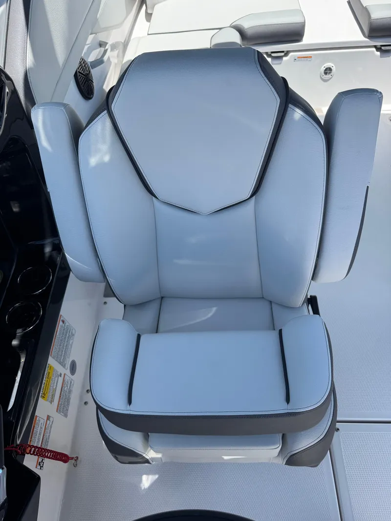 Slide: The Image of 2025 Yamaha Boats AR250 seat with sleek, modern design and comfortable padding. - 21