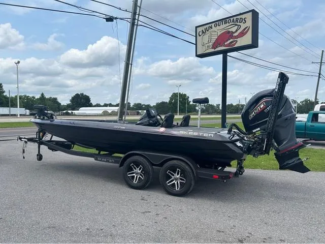 Slide: The Image of Skeeter ZXR21 2025 - 4